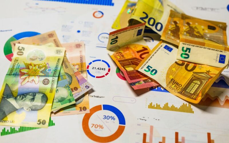 Курс долара та євро в Україні зріс 18 серпня 2023 року
